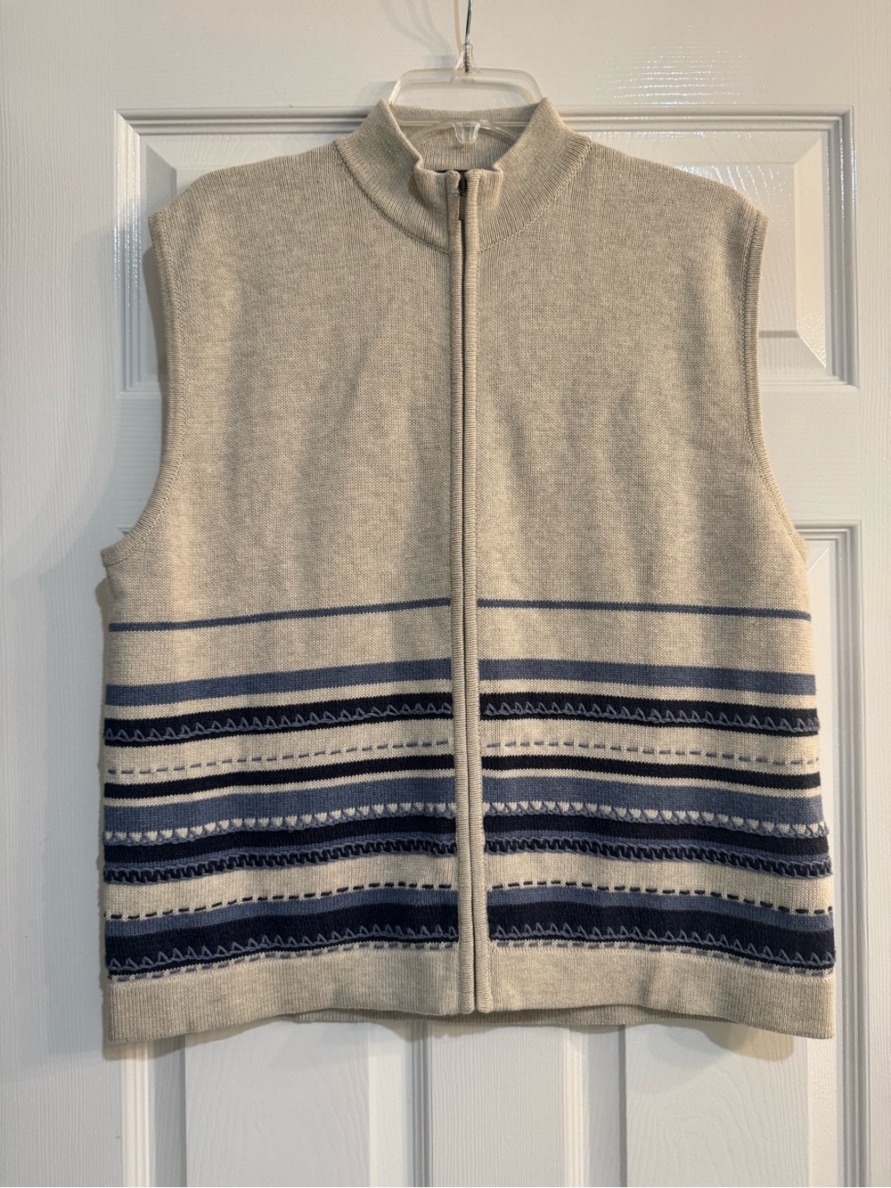 Vintage 80’s Woolrich Mock Neck Full Zip Front Sweater Vest